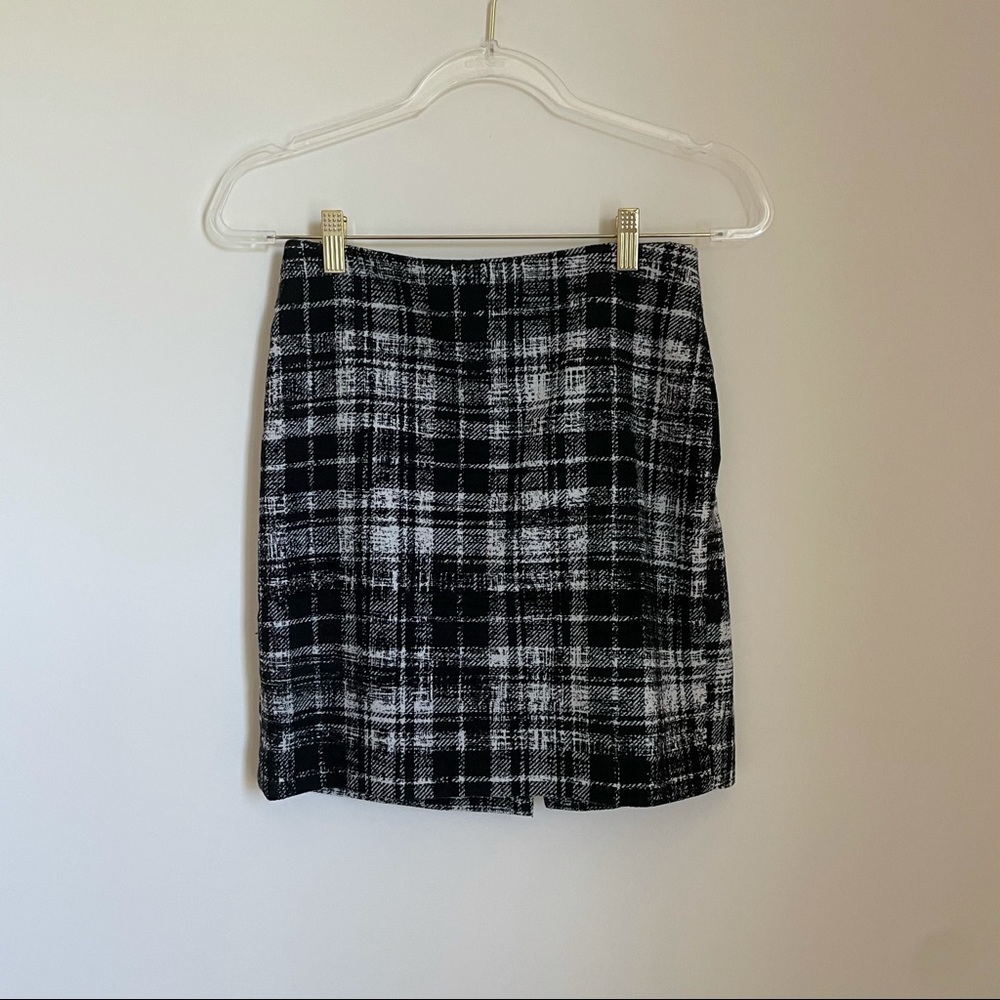 Ann Taylor Plaid Black and White Mini Skirt
